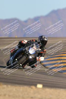 media/Dec-10-2023-SoCal Trackdays (Sun) [[0ce70f5433]]/Turn 12 (2pm)/